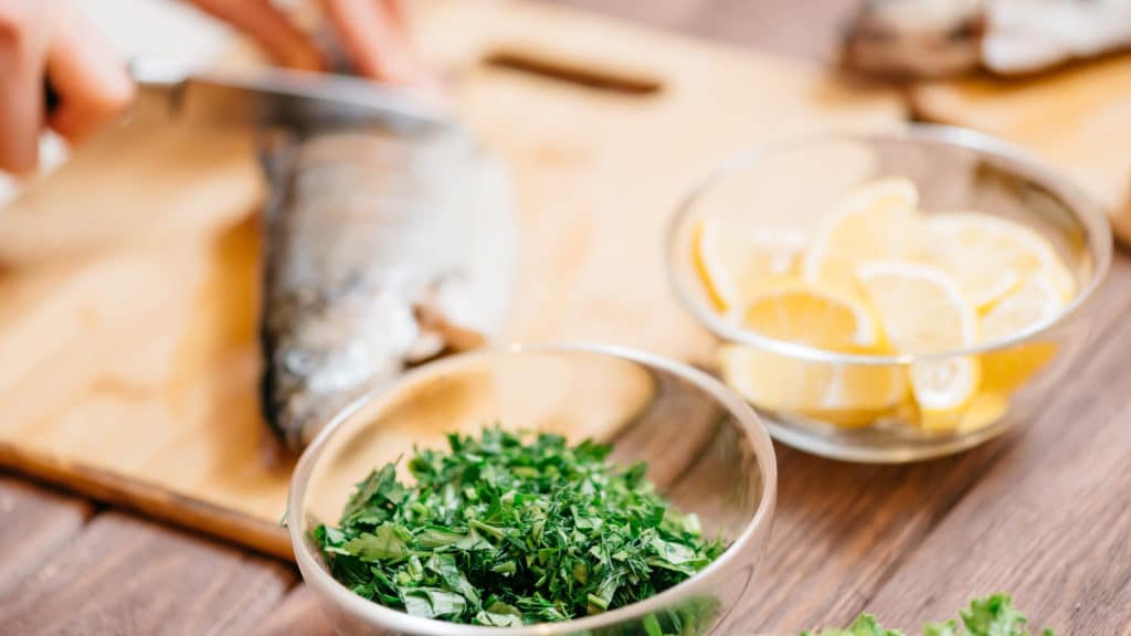 Forelle in Alufolie – Rezept | forellen-angeln.de 🐟